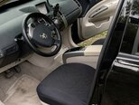 Toyota Prius-5