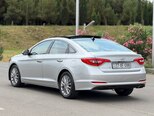 Hyundai Sonata-8