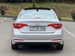 Hyundai Sonata-10