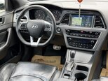 Hyundai Sonata-14