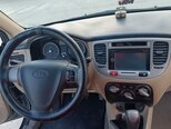 Kia Rio-7