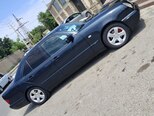 Mercedes E 240-2