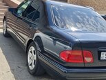 Mercedes E 240-3
