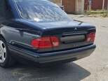Mercedes E 240-4