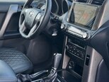 Toyota Land Cruiser Prado-11