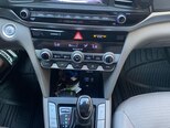 Hyundai Elantra-18