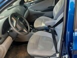 Hyundai Accent-11