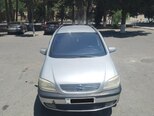 Opel Zafira-1