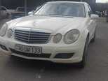 Mercedes E 220-11