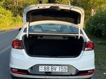 Hyundai Elantra-17