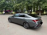 Hyundai Elantra-4