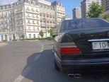 Mercedes E 200-10