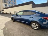 Hyundai Elantra-4