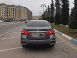 Nissan Sentra-5