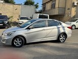 Hyundai Accent-2