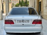 Mercedes E 320-2