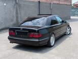 Mercedes E 320-8