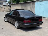 Mercedes E 320-7