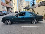Mercedes E 200-2