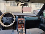 Mercedes E 200-5