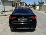 Hyundai Sonata-2