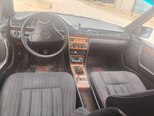 Mercedes E 200-2