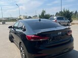 Hyundai Elantra-6