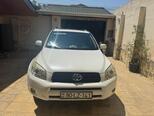 Toyota RAV4-3