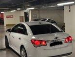 Chevrolet Cruze-15