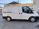 Ford Transit-4