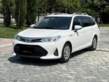 Toyota Corolla Fielder-3