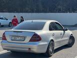 Mercedes E 270-3