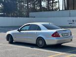 Mercedes E 270-4