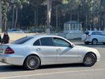 Mercedes E 270-2