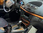 Mercedes E 270-9