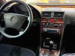 Mercedes C 240-11