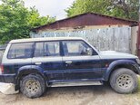 Mitsubishi Pajero-5
