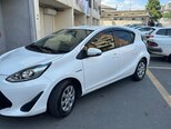 Toyota Aqua-11