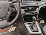 Hyundai Elantra-14