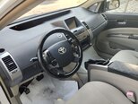 Toyota Prius-12