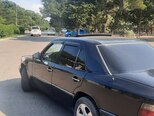 Mercedes E 220-7
