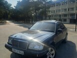 Mercedes E 220-3