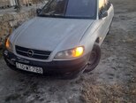 Opel Omega-1