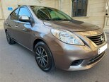 Nissan Versa-10
