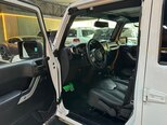 Jeep Wrangler-13