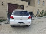 Mitsubishi Airtrek-4