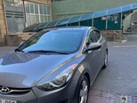 Hyundai Elantra-4