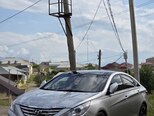 Hyundai Sonata-1