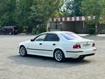 BMW 528-6