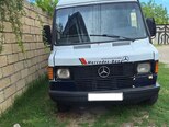 Mercedes 410 D-1